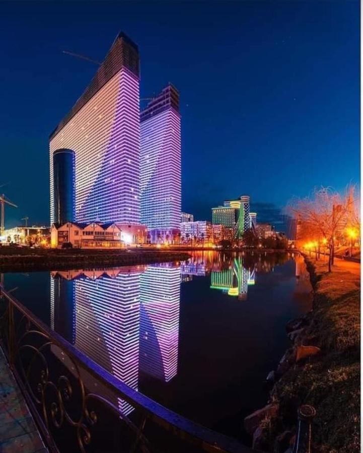 Luxury Sea View Orbi City バトゥーミ エクステリア 写真