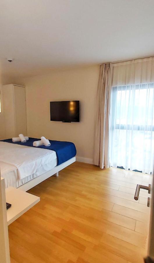 Luxury Sea View Orbi City バトゥーミ エクステリア 写真
