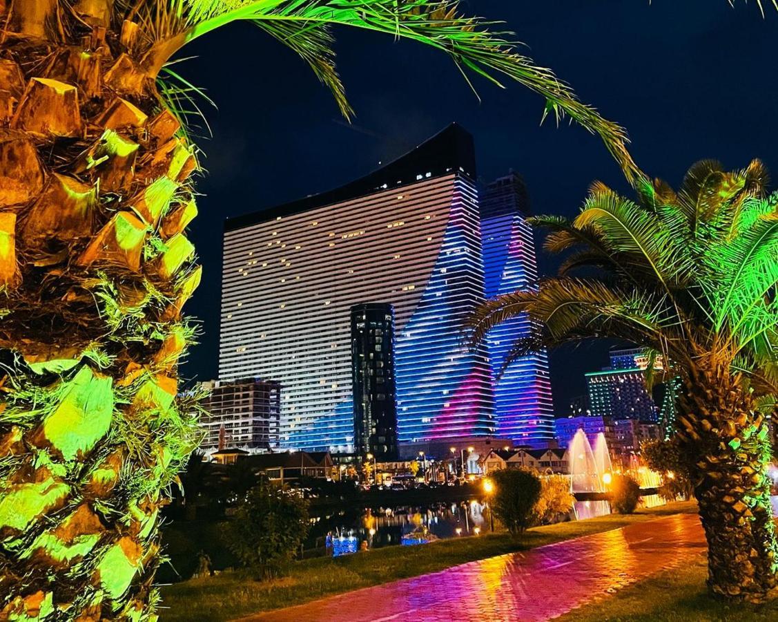 Luxury Sea View Orbi City バトゥーミ エクステリア 写真