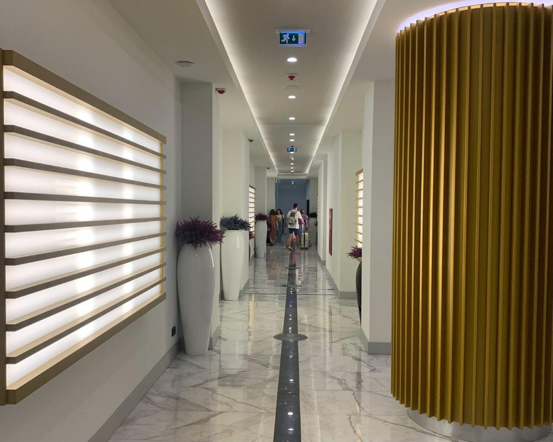 Luxury Sea View Orbi City バトゥーミ エクステリア 写真