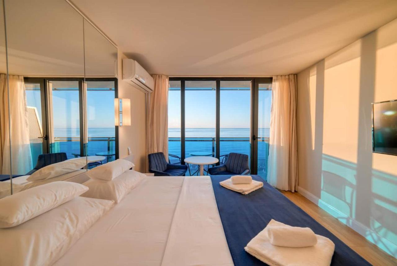 Luxury Sea View Orbi City バトゥーミ エクステリア 写真